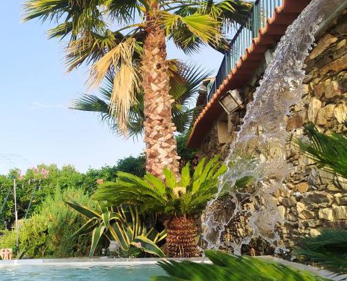 Figueira de Castelo Rodrigo House | ROSA XVI - Garden Guest House