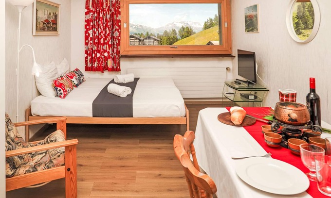 Noveli Apartment | Pet-Friendly Retreat: Rosablanche E36 with Spa & Lake View