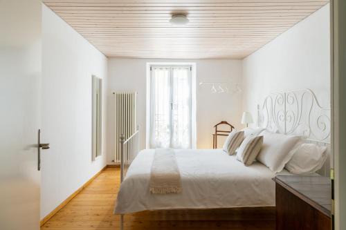 Castagnola Apartment | Rose Apartment by Quokka 360 - Elegant Two-Bedroom Retreat