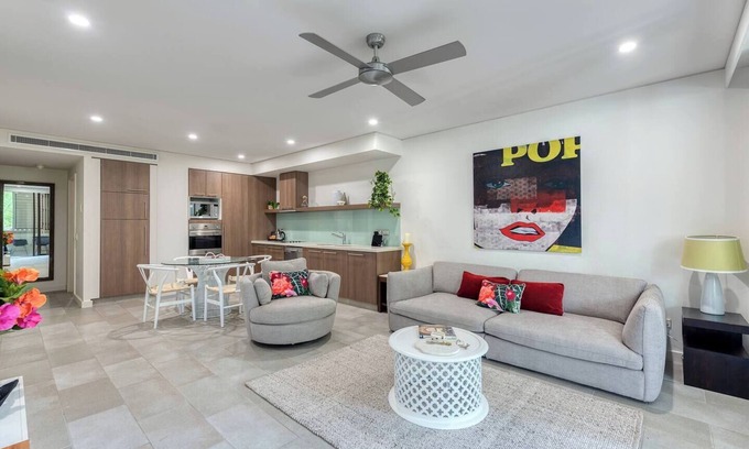 Palm Cove Apartment | Experience Rose at Temple Palm Cove: Your Poolside Retreat