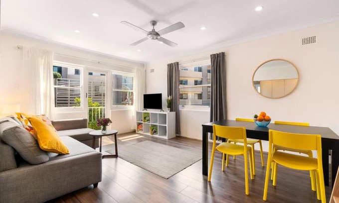 Rose Bay Apartment | Rose Bay Retreat - light airy balcony AC & views