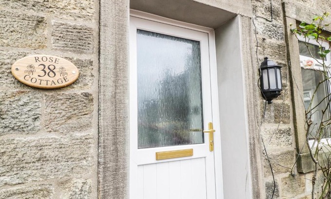 Grassington House | Experience Elegance at Rose Cottage - Rated 9.2/10