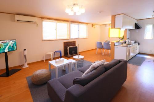 Asahikawa Apartment | Rose Garden: Pet-Friendly Retreat with Top Guest Rating