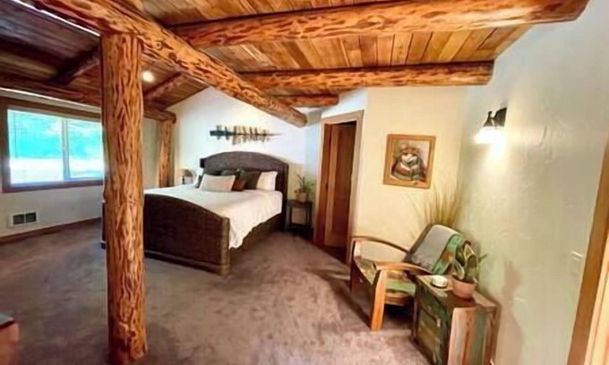 Friday Harbor House | Rose Mountain Lodge - Friday Harbor