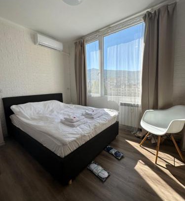 g.k. Strelbishte Apartment | Family-Friendly Rose's Apartment near Metro & Parks