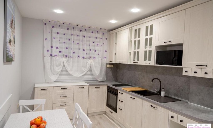 Kazanlak Apartment | Guest Rated: 9.7/10 at Rose Valley Aroma Apartment