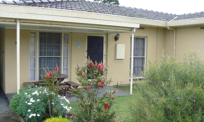 Rosebud House | Rosebud Beach Unit: Family-Friendly Retreat Near the Shore