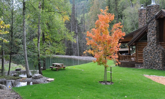 Eureka Cabin | Rosebud Cabin: Pet-Friendly Retreat in NW Montana