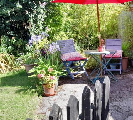 Naburn Apartment | Family-Friendly Rosehips at Kerensa: Guest Rated 9.5/10