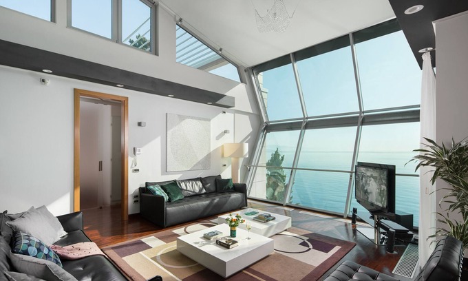 Opatija Apartment | Oceanfront Rosemary Apartment with Spa and Pool Access