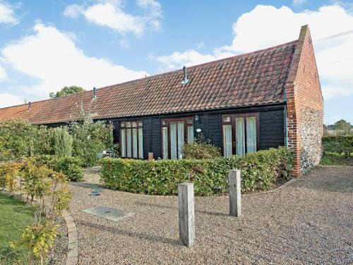 Potter Heigham House | Rosemary Hotel: Pet & Child-Friendly 4-Star Retreat