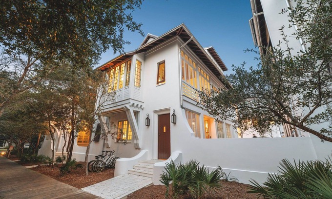 Rosemary Beach House | Rosemary- Private Heated Pool, Private Beach, Bikes
