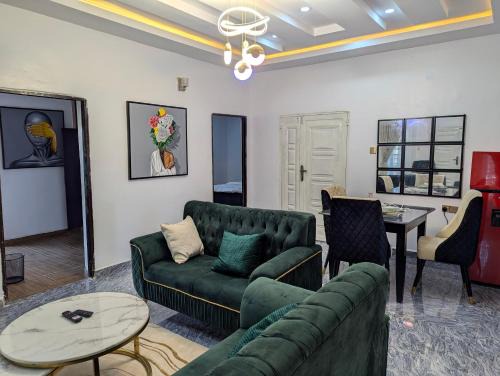 Asaba Bed & Breakfast | Rosemary's Residence