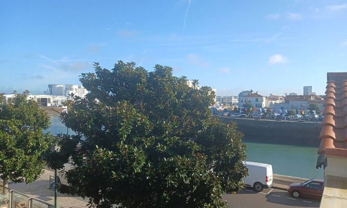 Les Sables d'Olonne Apartment | Rosemonde- Logement sur le quai de la chaume