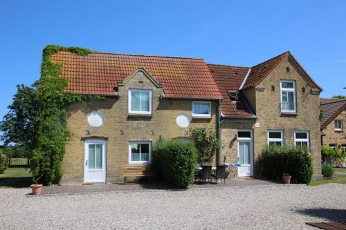 Katharinenhof House | Experience Comfort at Rosen-Haus: Family-Friendly Getaway