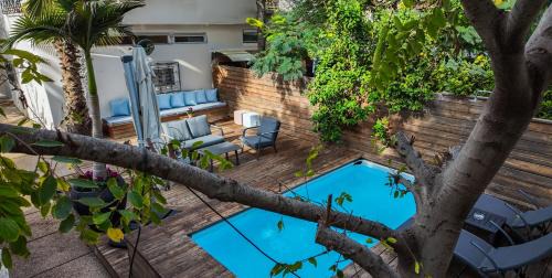 Tel Aviv House | Rosen Villa at Ramat Hahayal: Ocean View & Family Friendly