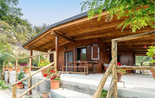 Ascea House | Unmatched Comfort at Rosetta House - Pet & Child Friendly