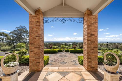 Yarragon Bed & Breakfast | Enjoy the Rosewood Park Guest Suite with Breakfast Included