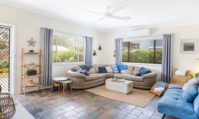 Callala Beach House | Roskell Retreat: Pet Friendly Getaway Near the Beach
