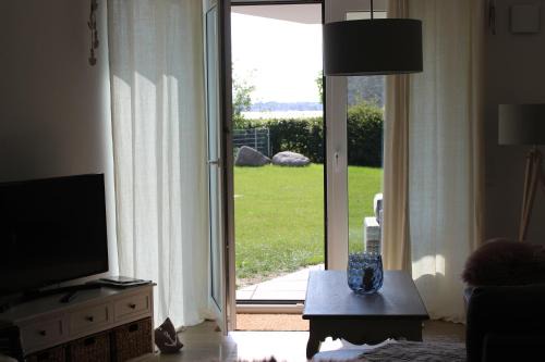 Altefaehr Apartment | Unforgettable Stay at Rosmarin am Sund with Ocean Views