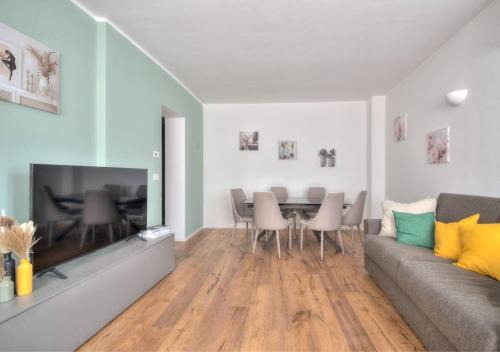 Rapallo Apartment | Rosmarino Flexyrent apt AC