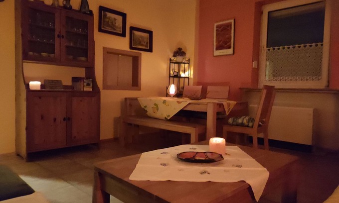 Gerolstein Apartment | Rosmerta: Cozy Ocean View Apartment for Family Gatherings