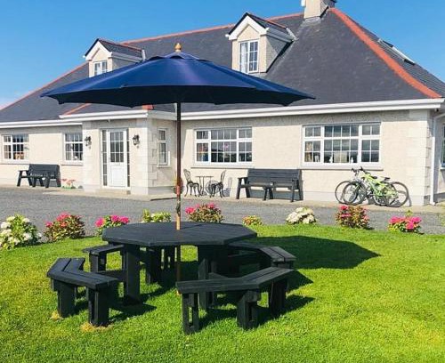 Killala Bed & Breakfast | Family-Friendly Ross Beach Farmhouse B&B with Ocean Views