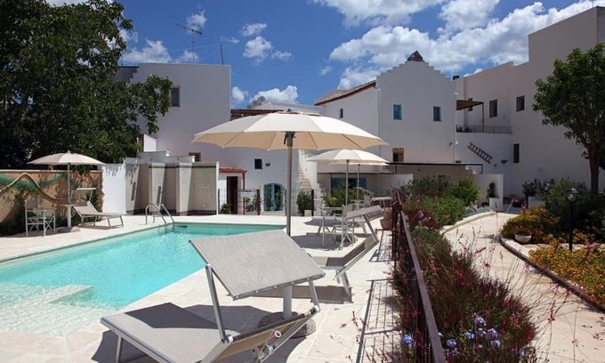 Spongano Apartment | Relax at RossoinCorte: Poolside Apartment in Salento