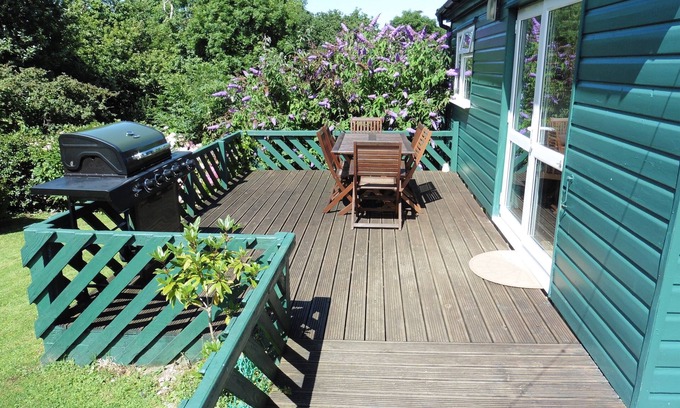 Mylor Churchtown Ski Chalet | Rostowan: Oceanfront Retreat in Portscatho, Rated 9.8