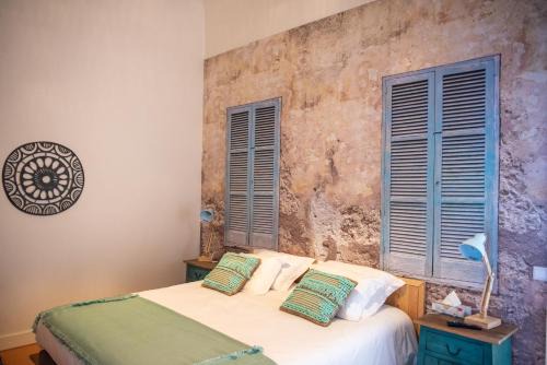 Redondo Bed & Breakfast | Family-Friendly Rota VMF Hotel in Redondo with Great Reviews