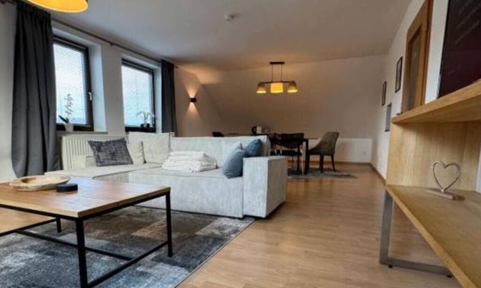 Weiden in der Oberpfalz Apartment | Modern Rothenstadt DG-Apartment with Family Amenities