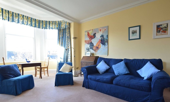 West End Apartment | Rothesay Residence: Pet-Friendly 3 Bed with Private Parking