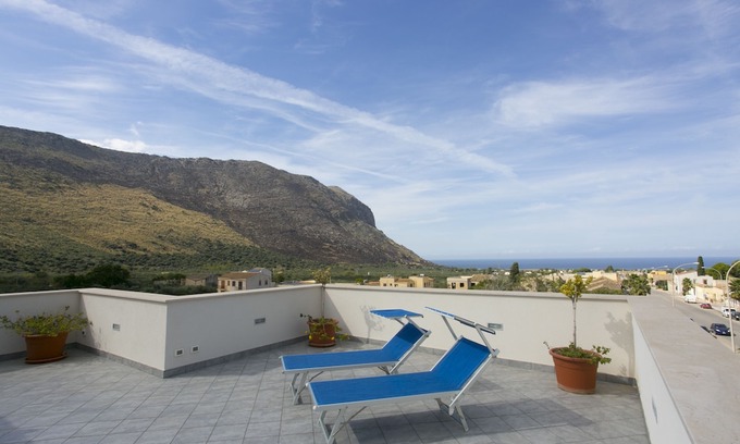 Castelluzzo Bed & Breakfast | Explore Rotte e Sentieri B&B for Your Next Getaway