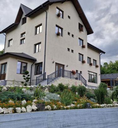 Rucar House | Roua Dimineții