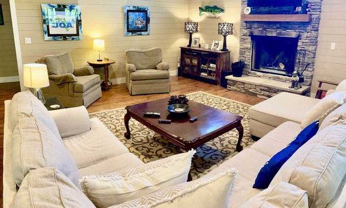 Falls of Rough House | Rough River Lake: Hot Tub, Pool & Party Garage Retreat