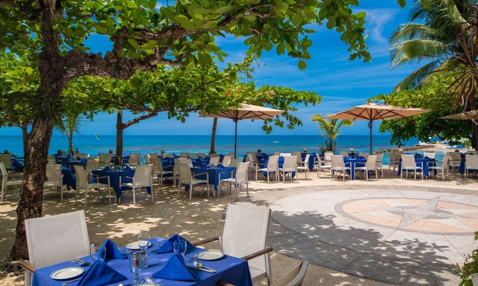 Hopewell Hotel | Discover Round Hill Hotel And Villas: 4-Star Oceanfront Escape
