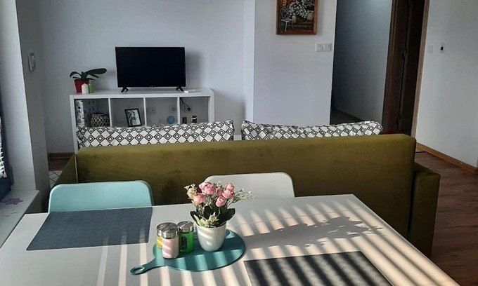 Plovdiv Apartment | Top-Rated Апартамент Гребна база with Family-Friendly Amenities