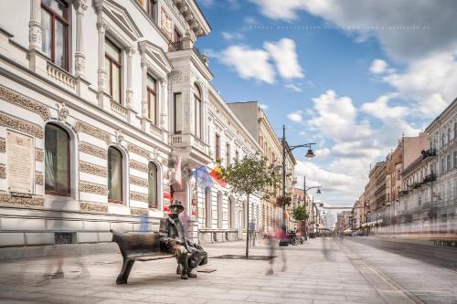 Srodmiescie Apartment | Comfortable Stay at Royal Aparthotel with Kitchen Access
