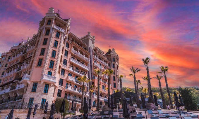 Elenite Hotel | Relaxing Royal Castle Design & SPA with Oceanfront Views