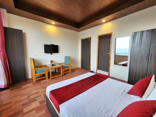 Shimla House | Inviting Royal Cedar Mountain View – Family-Friendly Escape