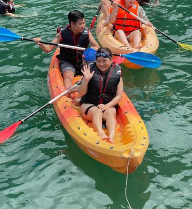 Ha Long Boat Rental | Memorable Full Day Halong Cruise with Oceanfront Views