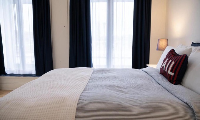 Lower Town Apartment | Discover the Royal Dalhousie: Family-Friendly Retreat