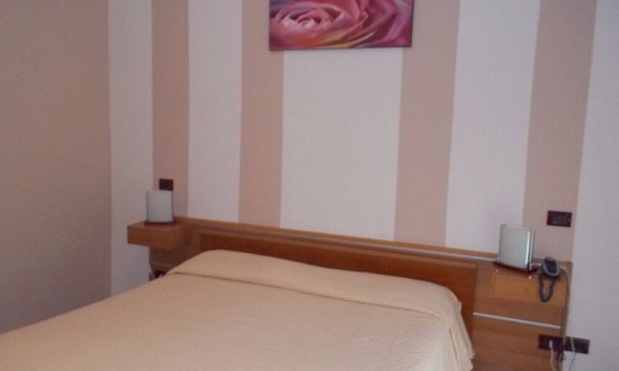 Ospedaletto D'Alpinolo Hotel | Elegant Royal Double Room at the Renowned Royal Hotel