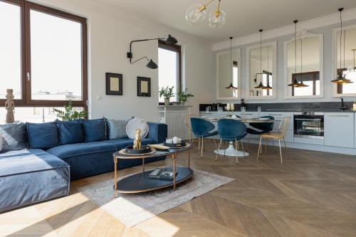 Wilanow Apartment | Family-Friendly Royal Garden Apartment in Wilanow, 4-Star