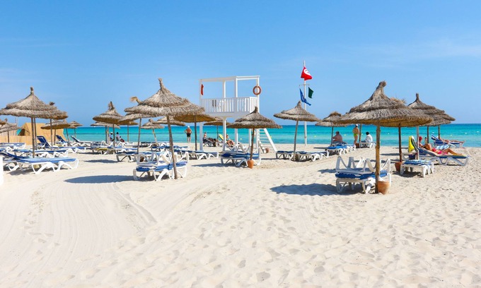 Djerba Midun Hotel | Discover Royal Garden Palace: Ideal for Families & Couples