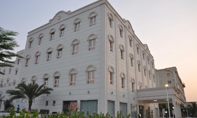 Sohar Hotel | Explore Relaxation at Royal Gardens Hotel with Pool Access