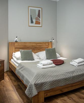 Siedlce Bed & Breakfast | Family-Friendly Royal Gdansk with Breakfast Included
