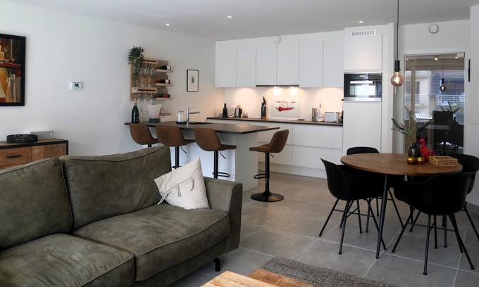 Klemskerke Apartment | Royal Golf Garden - Cozy 2 Bedroom Apartment with Ocean View