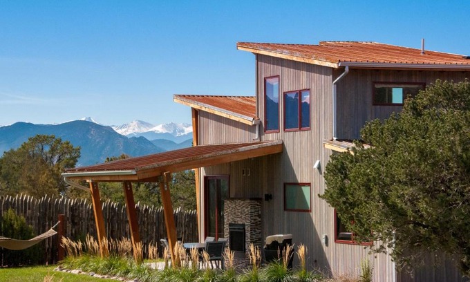 Canon City Resort | Experience Royal Gorge Cabins: Eco-Friendly Retreat with Hot Tub