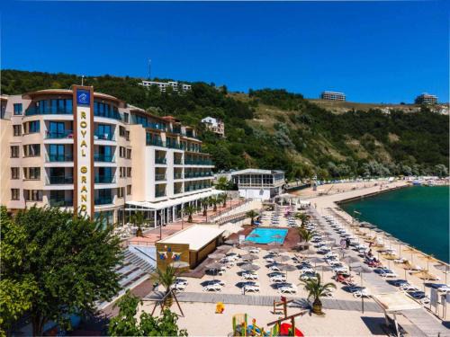Kavarna Hotel | Beachfront Bliss at Royal Grand Hotel and Spa - All Inclusive